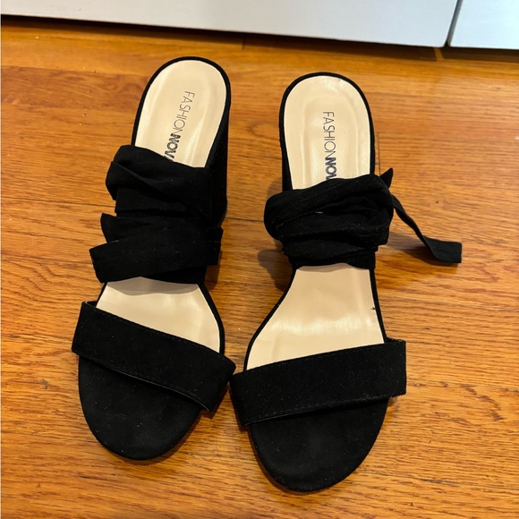 Fashion Nova Black Strappy Women's Heels - Picture 4 of 8